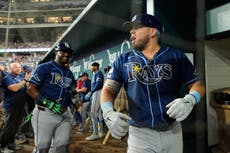 Aranda batea jonrón de 3 carreras en la 10ma y Rays vencen 6-3 a Rangers