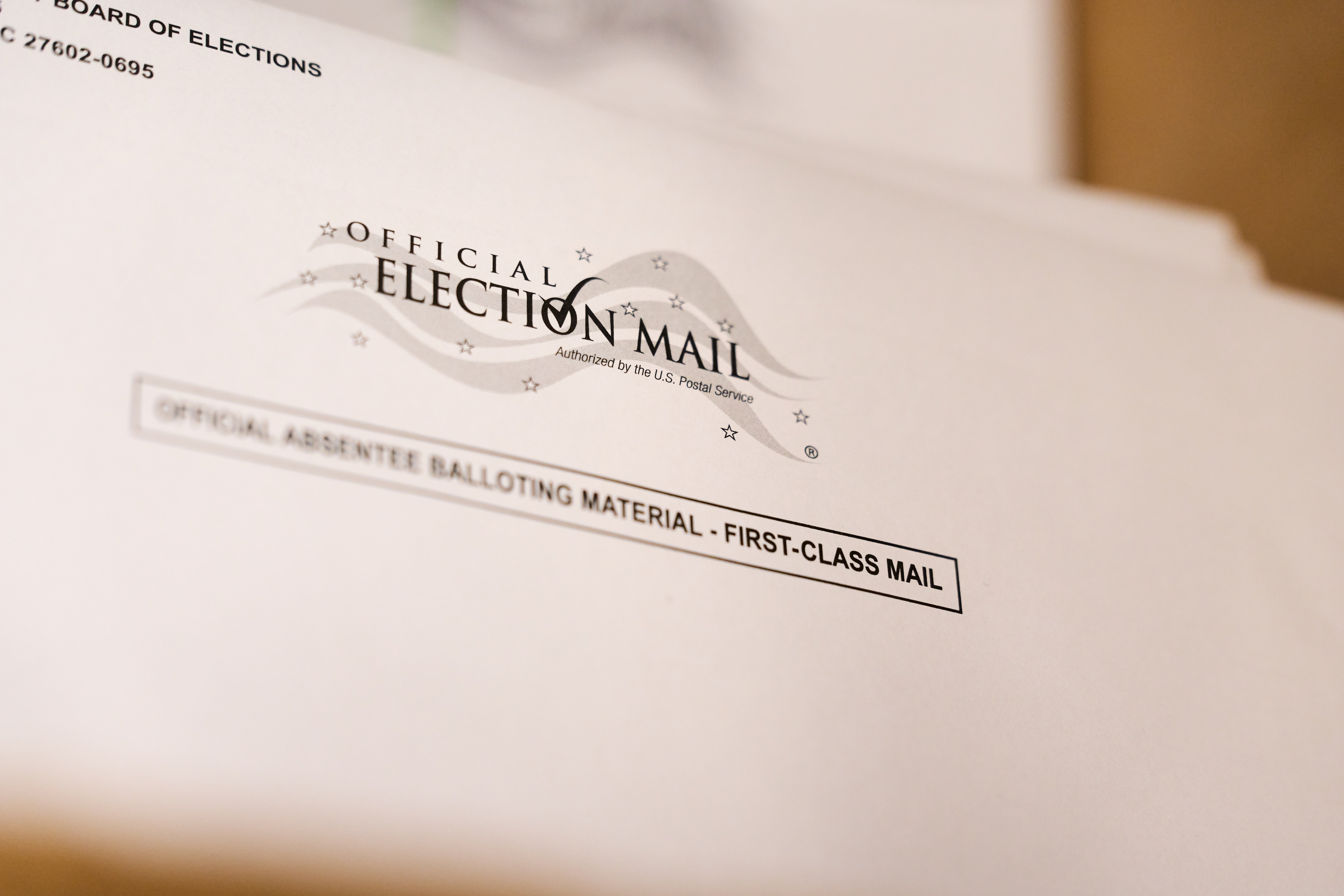 El gobierno de Trump pide otra vez a la Corte Suprema que permita restricciones al voto por correo