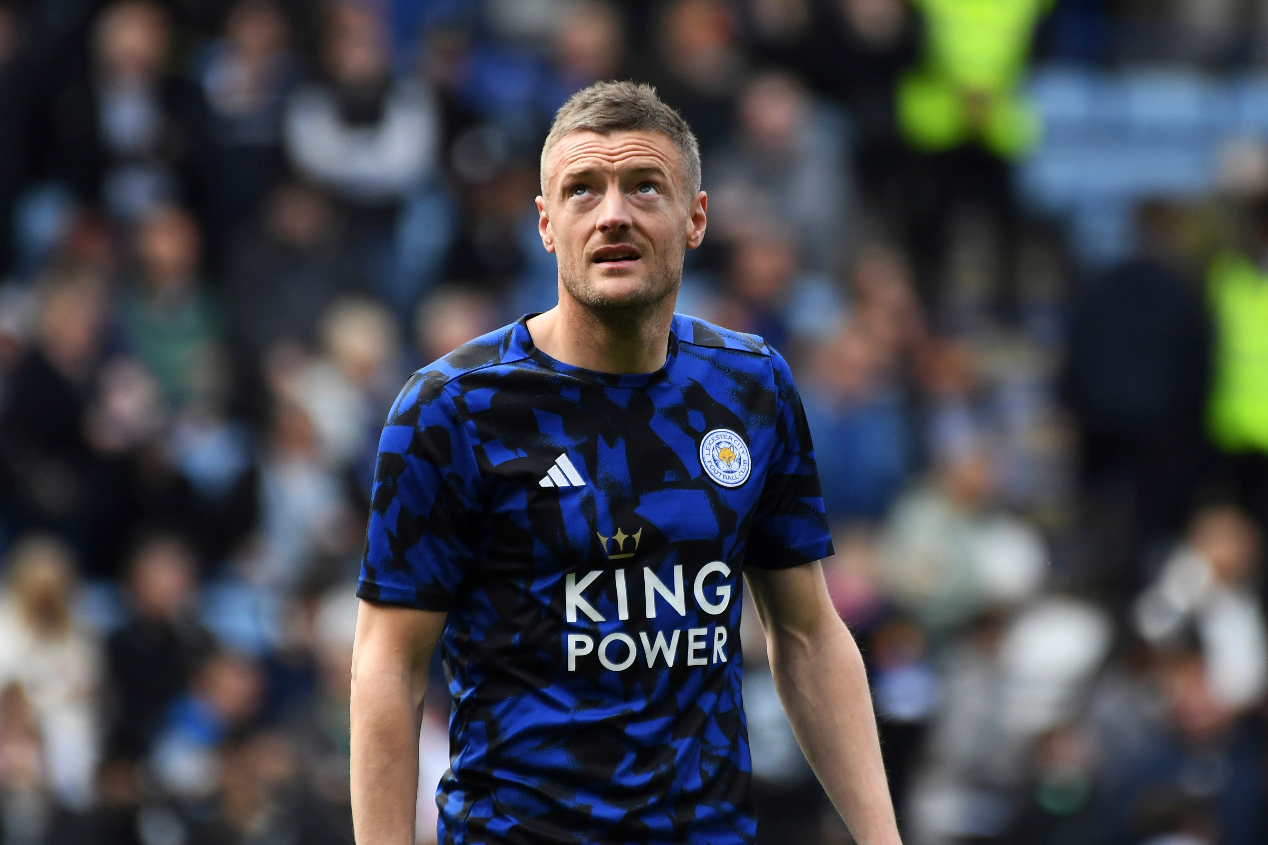 El veterano delantero Jamie Vardy se une al Burnley