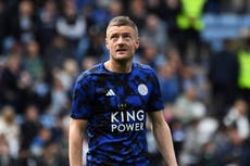 El veterano delantero Jamie Vardy se une al Burnley