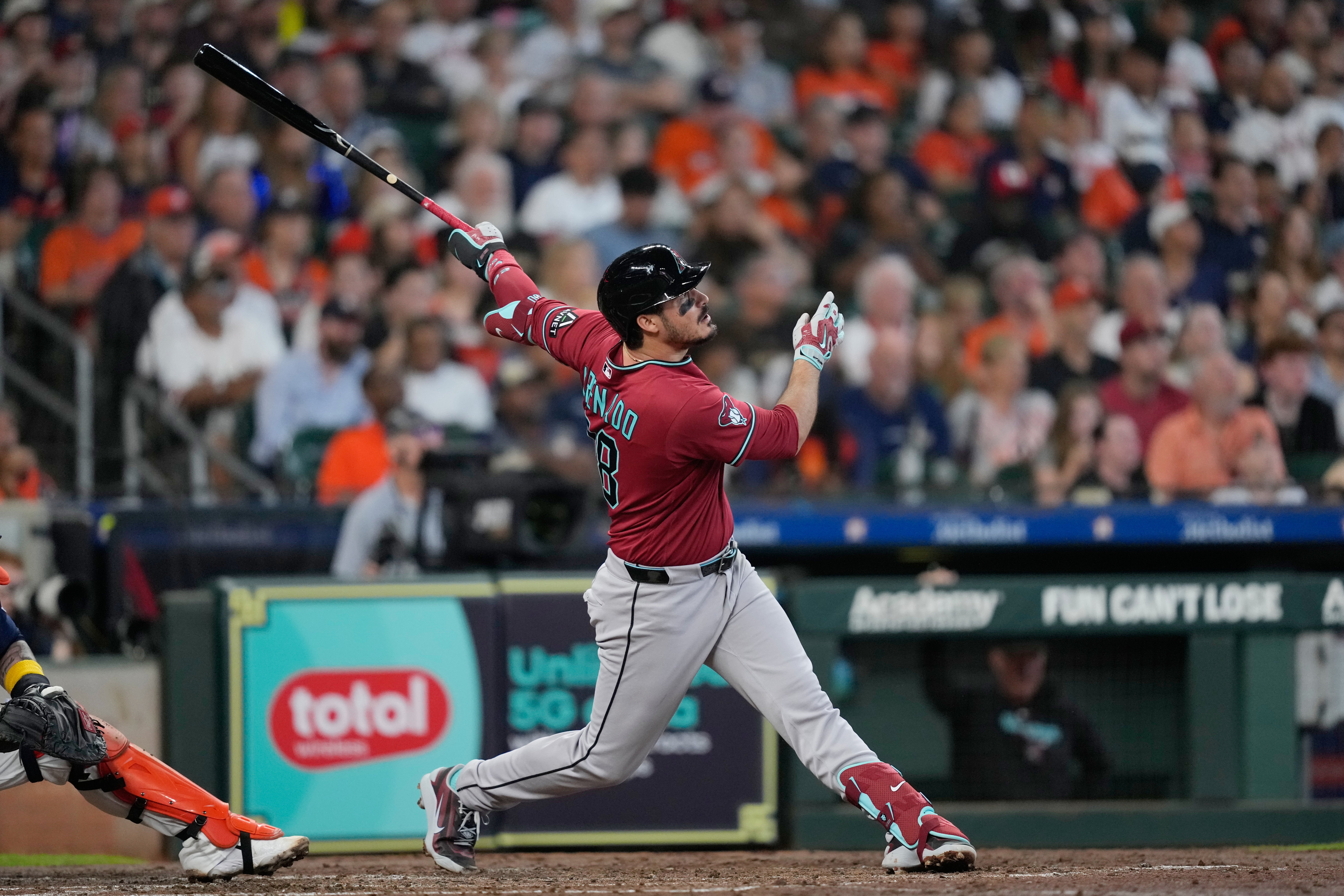 DIAMONDBACKS ARENADO