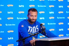 El entrenador de Rams, Sean McVay, ve mejor viajar tarde a Australia para el debut de temporada