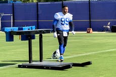 Aaron Donald está satisfecho con su regreso al campo; no dice si jugará en el debut de Rams