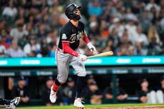 Kody Clemens pega jonrón y los Mellizos vencen 3-2 a los alicaídos Tigres