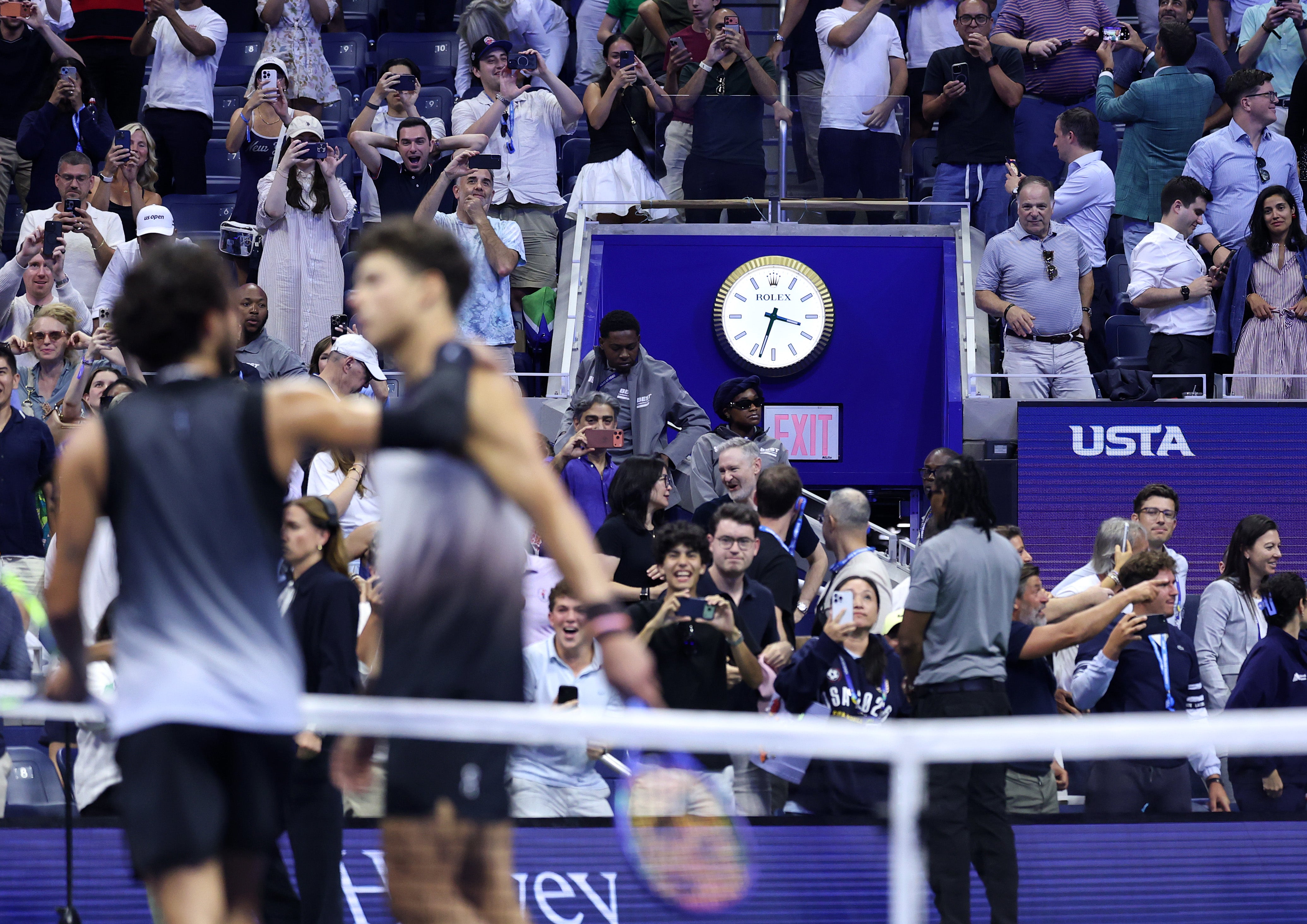 El épico Shelton-Alcaraz termina a las 3:00 a. m. y desata críticas contra el US Open