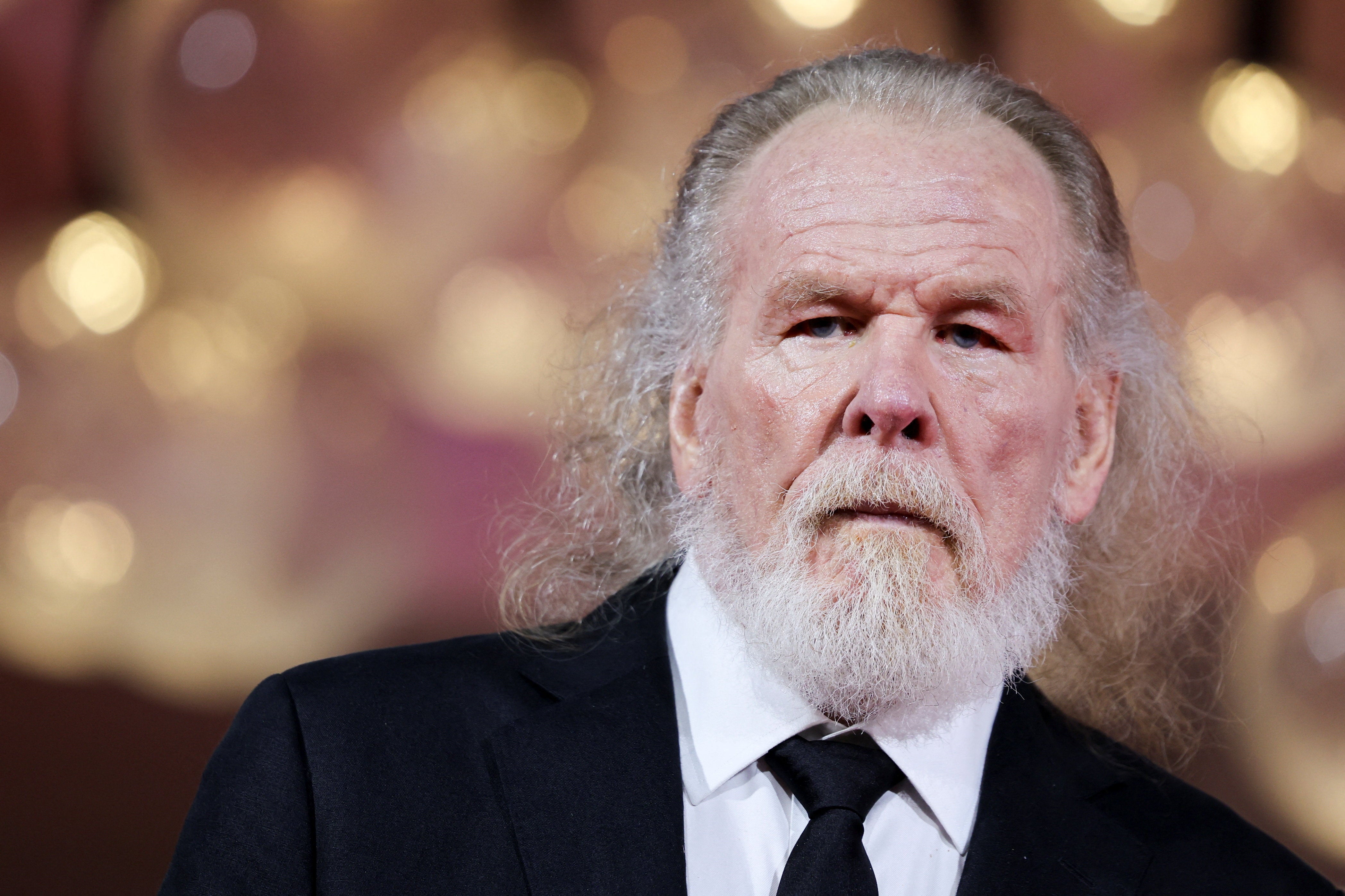 Nick Nolte reapareció en la alfombra roja el martes durante el estreno de su nueva película, ‘Company’