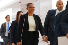 Madre subrogada pide intervención de Corte Suprema de EEUU en disputa por el cuidado de bebé enfermo
