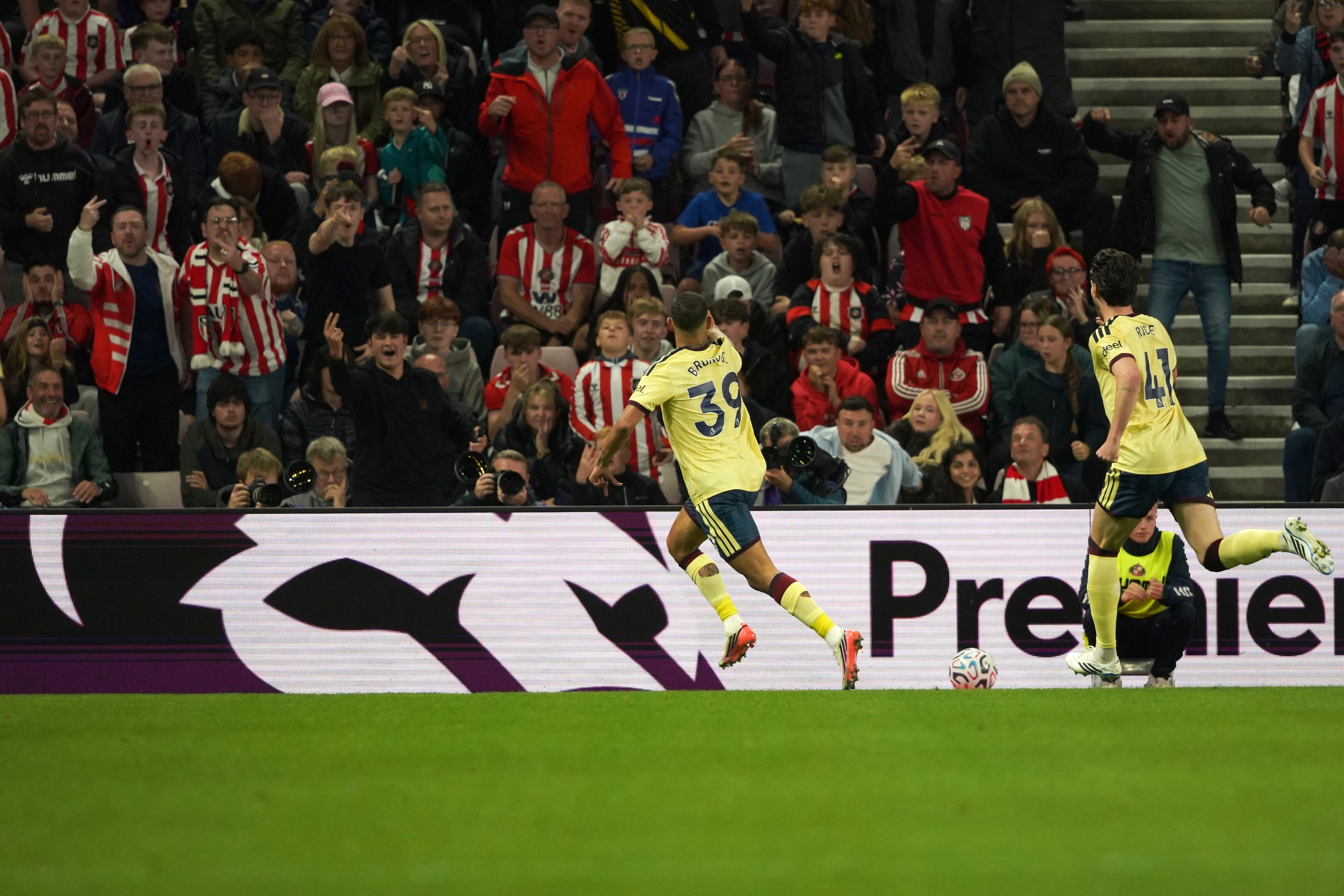 INGLATERRA-LIGA