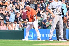 Hao-Yu Lee conecta doble y triple en una octava de 7 carreras y Tigres vencen 11-7 a Rockies