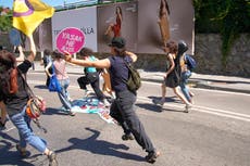 La autoridades turcas lanzan una campaña de represión contra grupos de apoyo LGBTQ+ y VIH