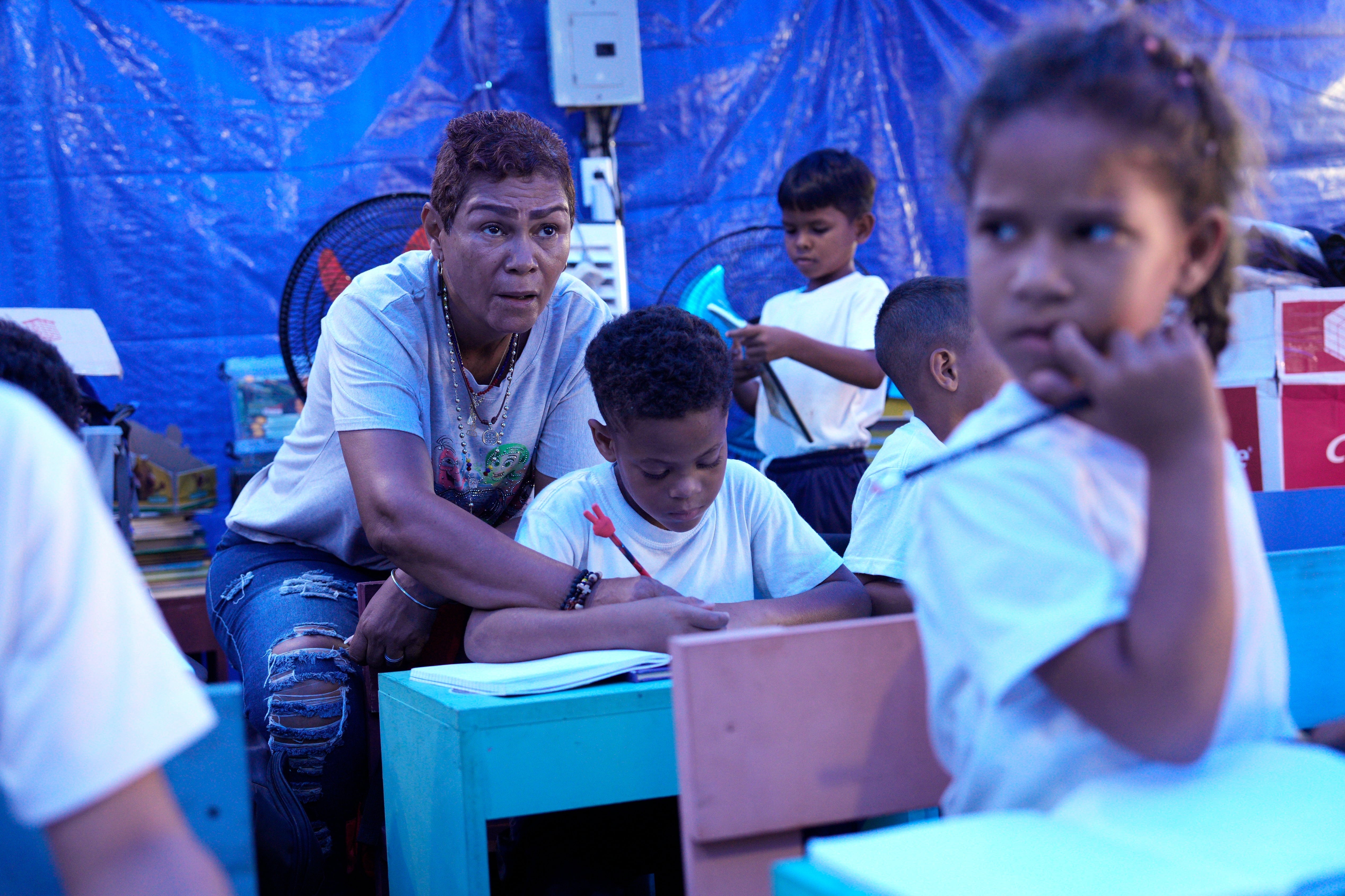 VENEZUELA-TERREMOTOS-ESCUELAS