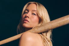 Sydney Sweeney responde a la polémica por su anuncio desnuda que desató críticas