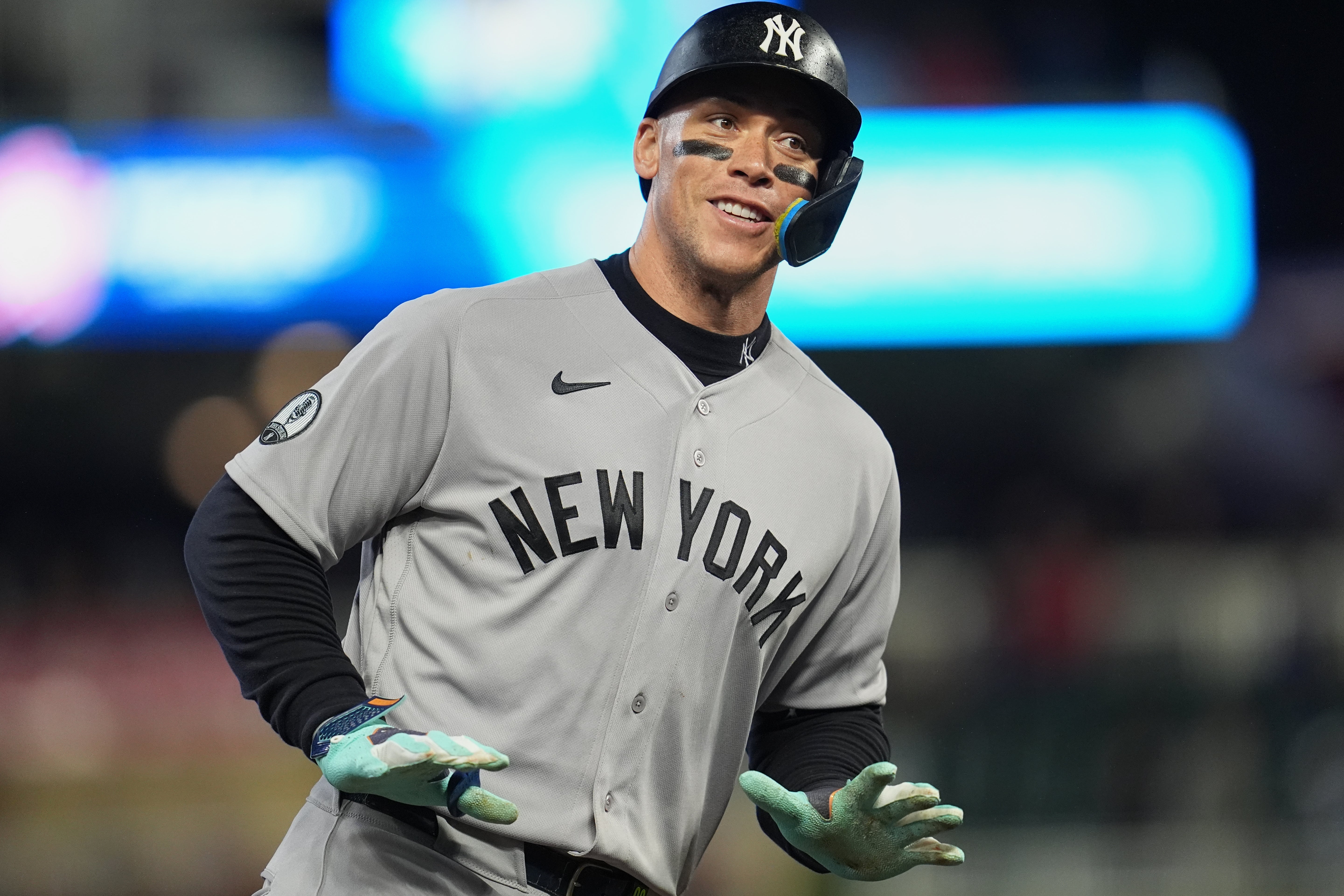 Judge conecta su 1er jonrón desde el 24 de mayo y Yankees aseguran su 61ra postemporada