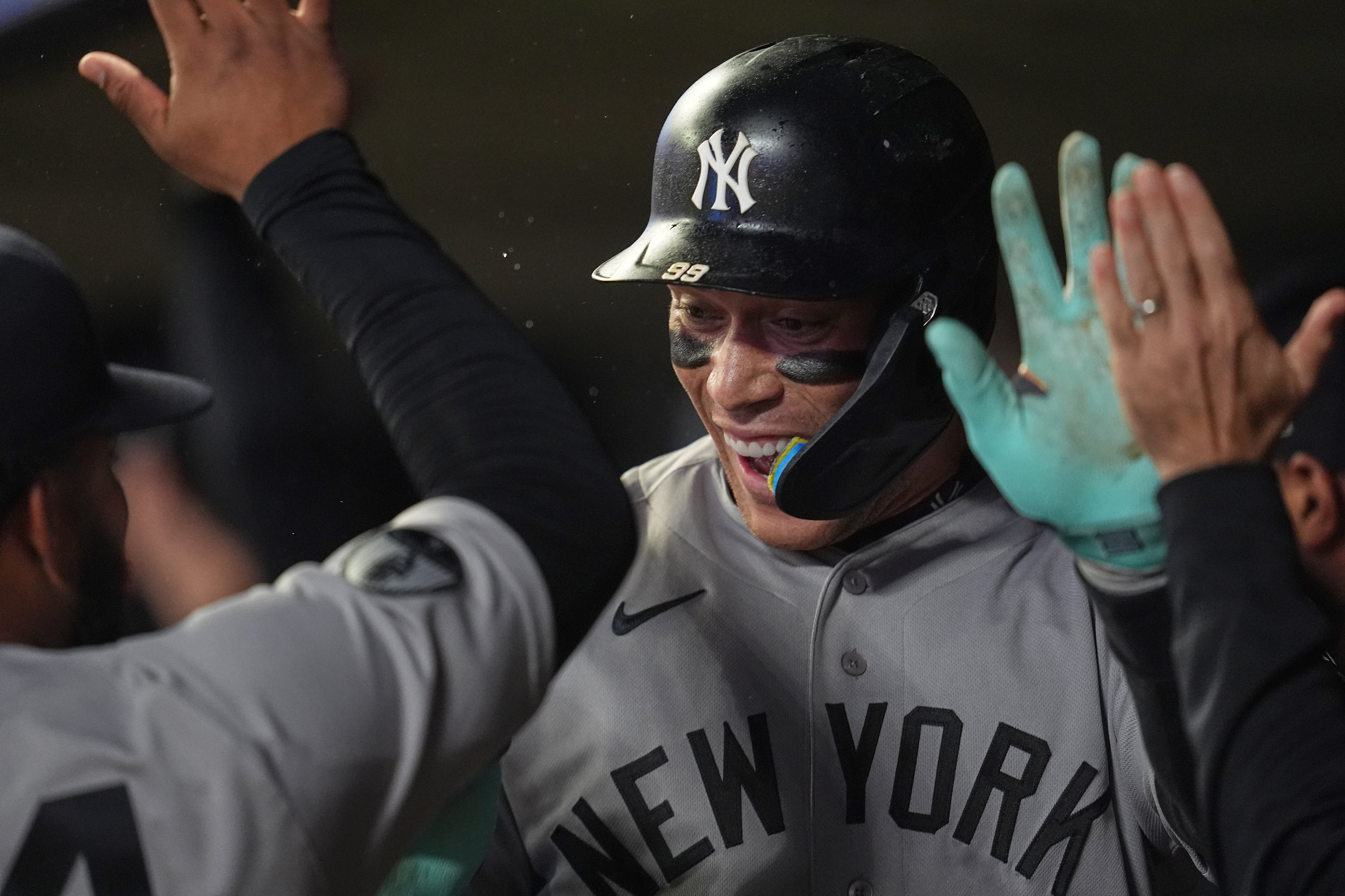 YANKEES-MELLIZOS