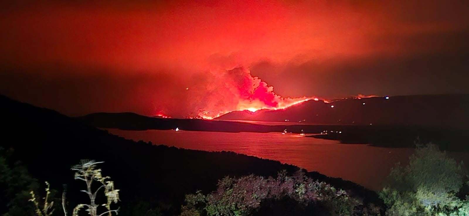 Unas 500 personas fueron evacuadas de la isla de Brač