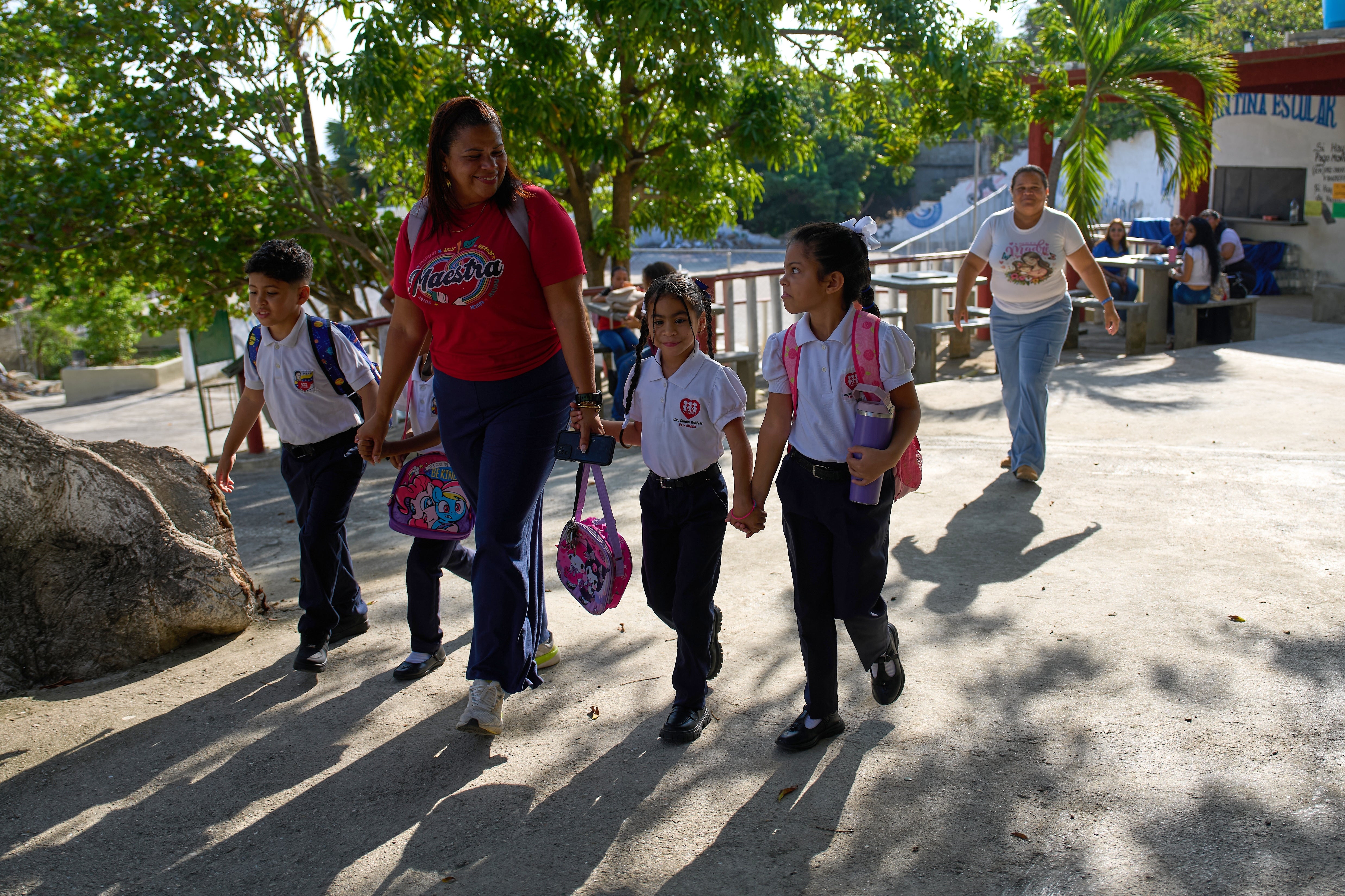 VENEZUELA-TERREMOTO-ESCUELA