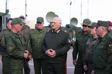 Bielorrusia libera a 25 presos a cambio de que EEUU levante algunas sanciones, según enviado