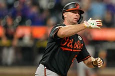Pete Alonso conecta su jonrón 300 ante los Mets y recibe ovación de visita