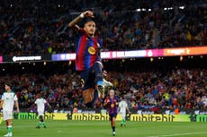 Raphinha dice que los jugadores de Barcelona 'tienen hambre' y quieren más goles