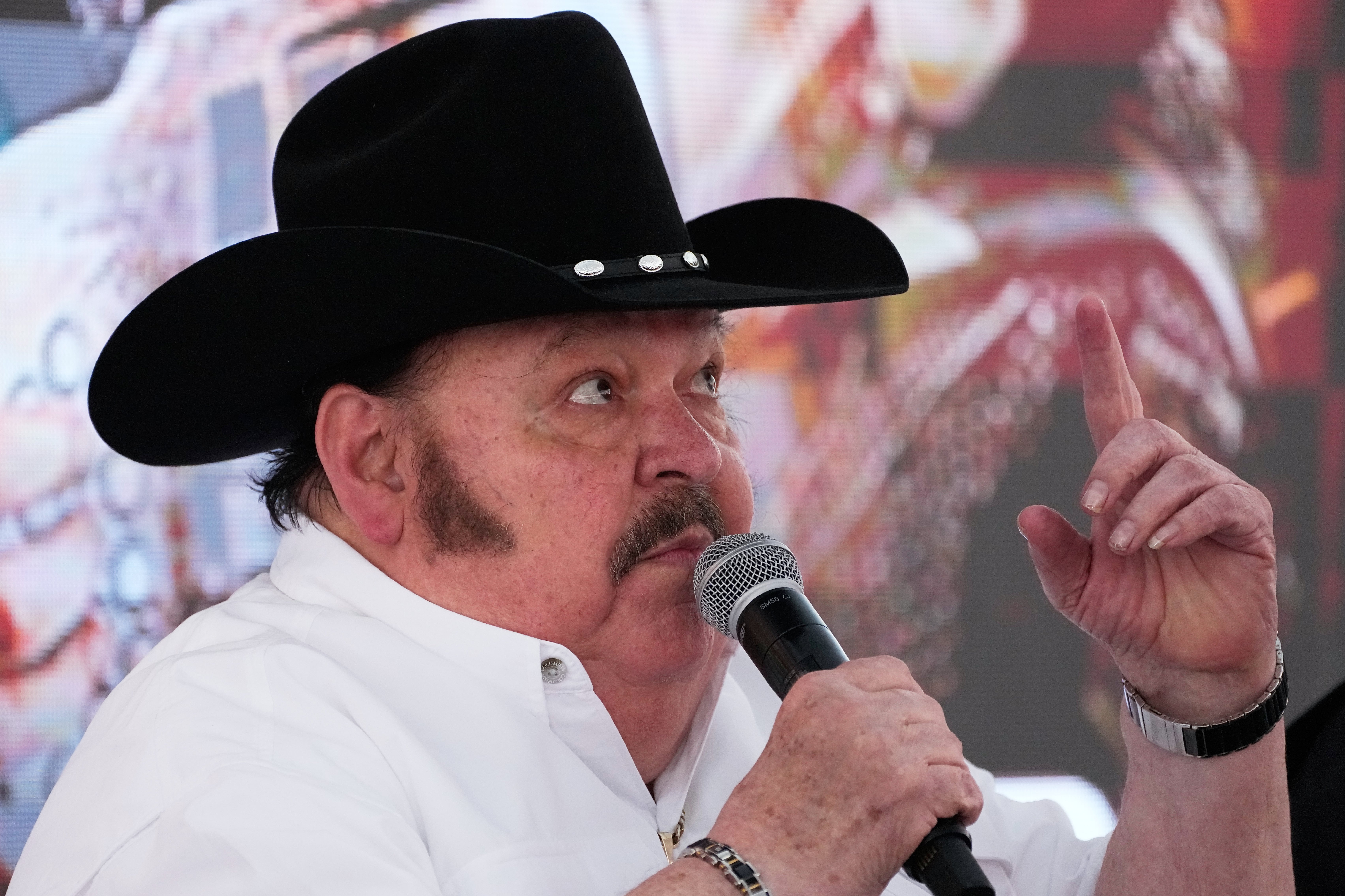RAMÓN AYALA
