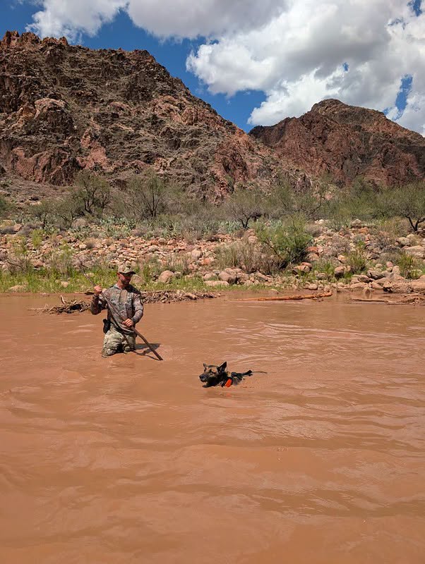 Los equipos de búsqueda intentan localizar cadáveres tras las inundaciones registradas en agosto en el Parque Nacional del Gran Cañón de Arizona