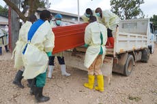 Inicia vacunación contra el ébola en el Congo para el personal sanitario en el epicentro del brote