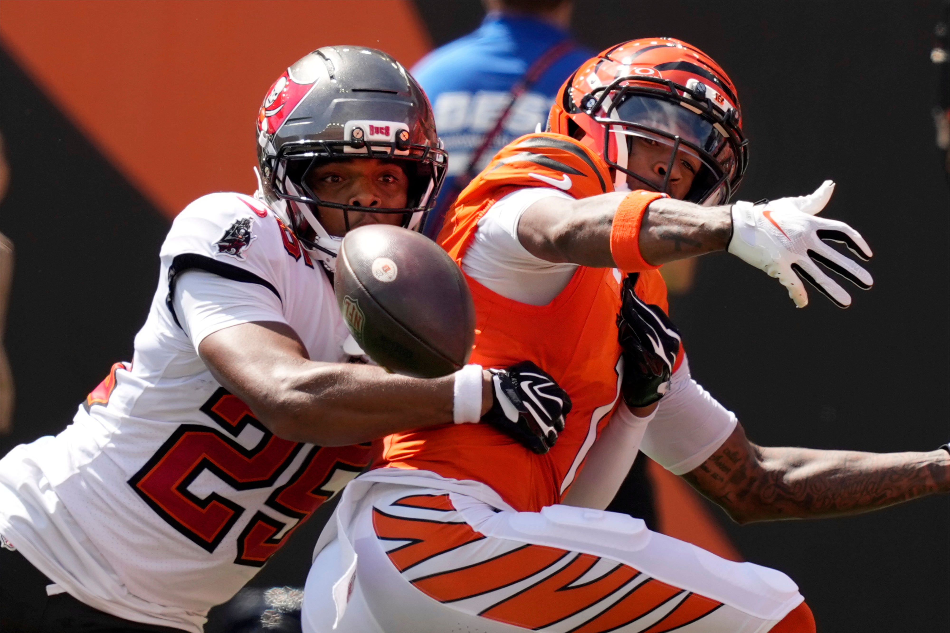 BENGALS-CHASE