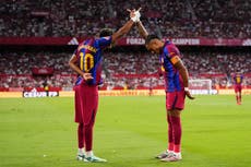 Raphinha firma triplete y el Barcelona sigue arrollando en La Liga con triunfo 3-1 ante el Sevilla