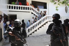 Extraditan a EEUU a 18 sospechosos del asesinato del presidente de Haití Jovenel Moïse en 2021