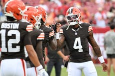 Watson supera a Mayfield y guía a los Browns a vencer 23-19 a los Buccaneers