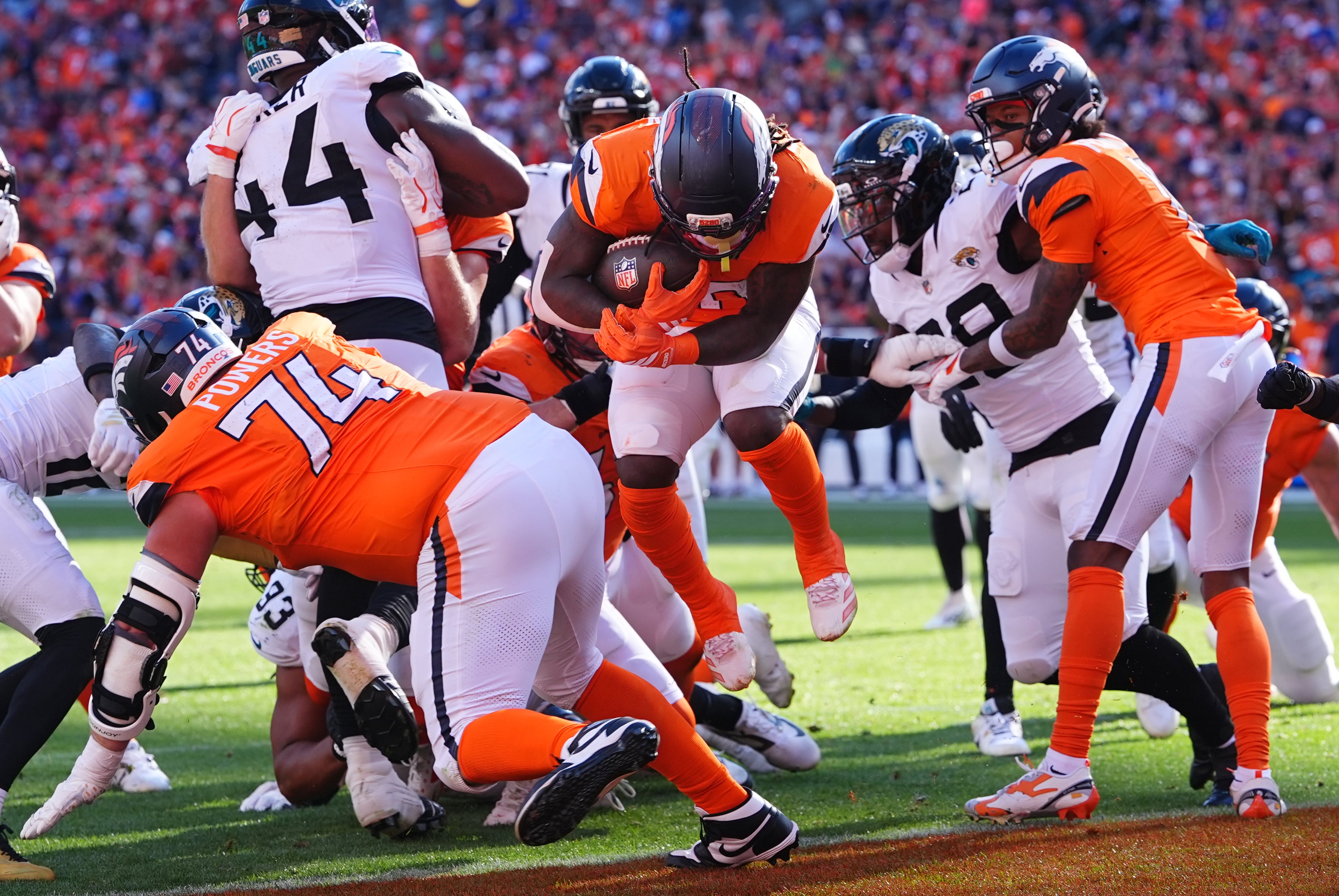JAGUARS-BRONCOS