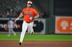 Alonso pega 2 jonrones y llega a 40. Orioles vencen 4-3 a Azulejos