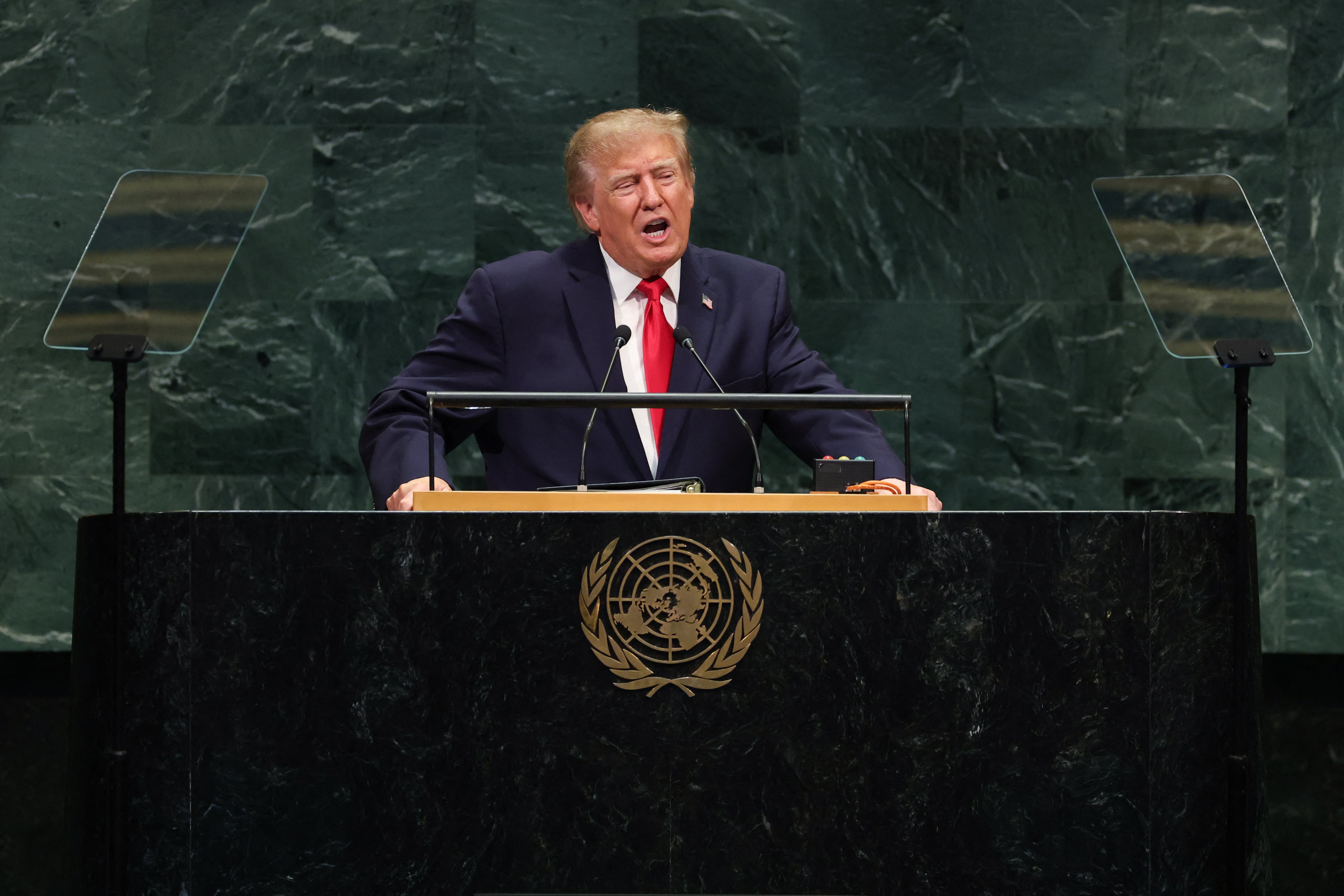 El presidente de Estados Unidos, Donald Trump, se dirige a la 81ª Asamblea General de las Naciones Unidas en la sede de las Naciones Unidas en Nueva York, el 22 de septiembre de 2026. 