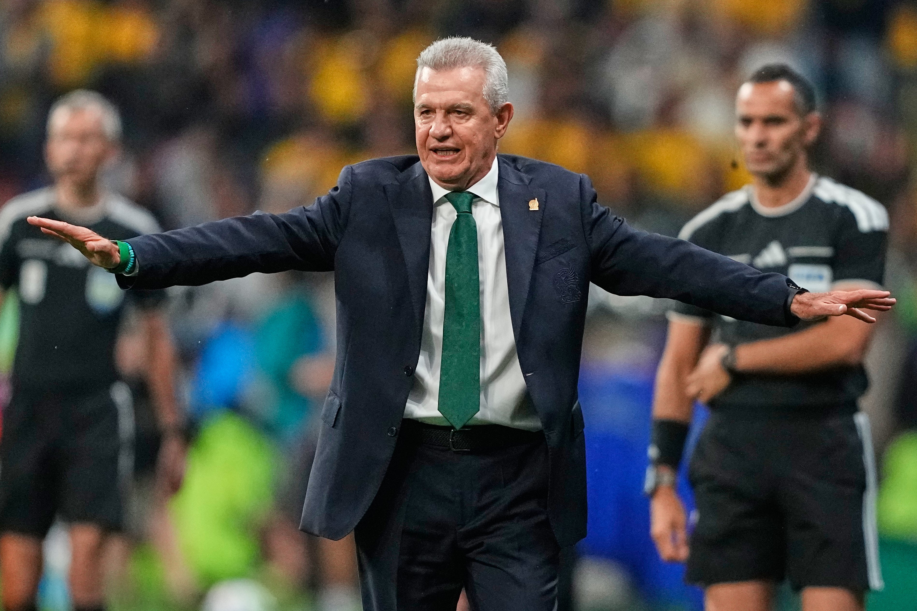 JAVIER AGUIRRE