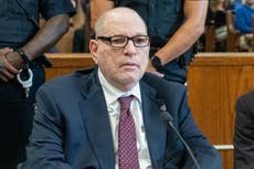 Harvey Weinstein es condenado a 15 años de prisión por delito sexual de 2006 en Nueva York