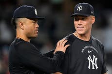 Giancarlo Stanton podría volver al inicio de los playoffs con los Yankees tras 5 meses y medio fuera