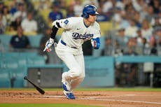 Shohei Ohtani conecta un hit con los Dodgers en su regreso tras lesión