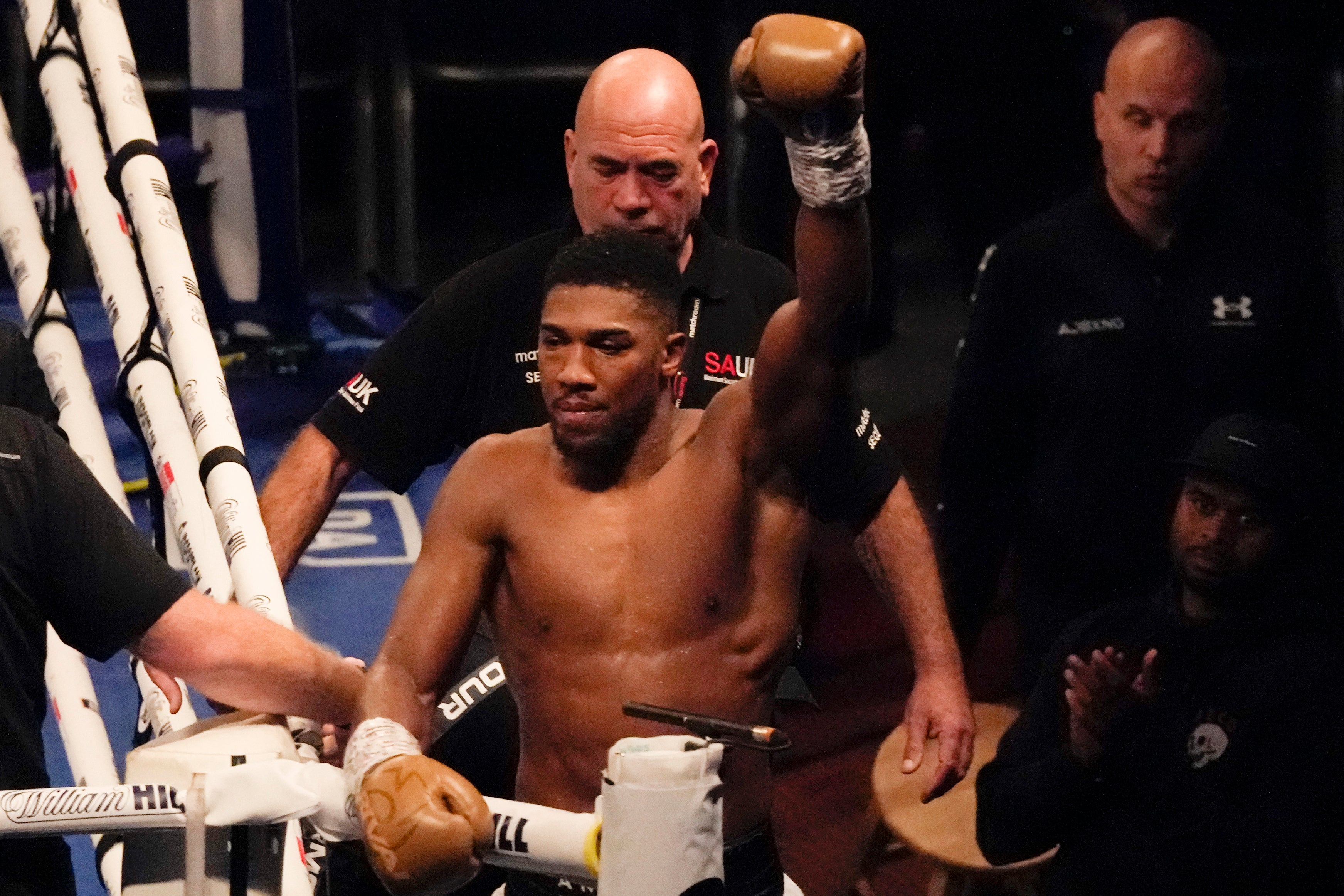 Pelea Fury-Joshua programada para diciembre en Cardiff