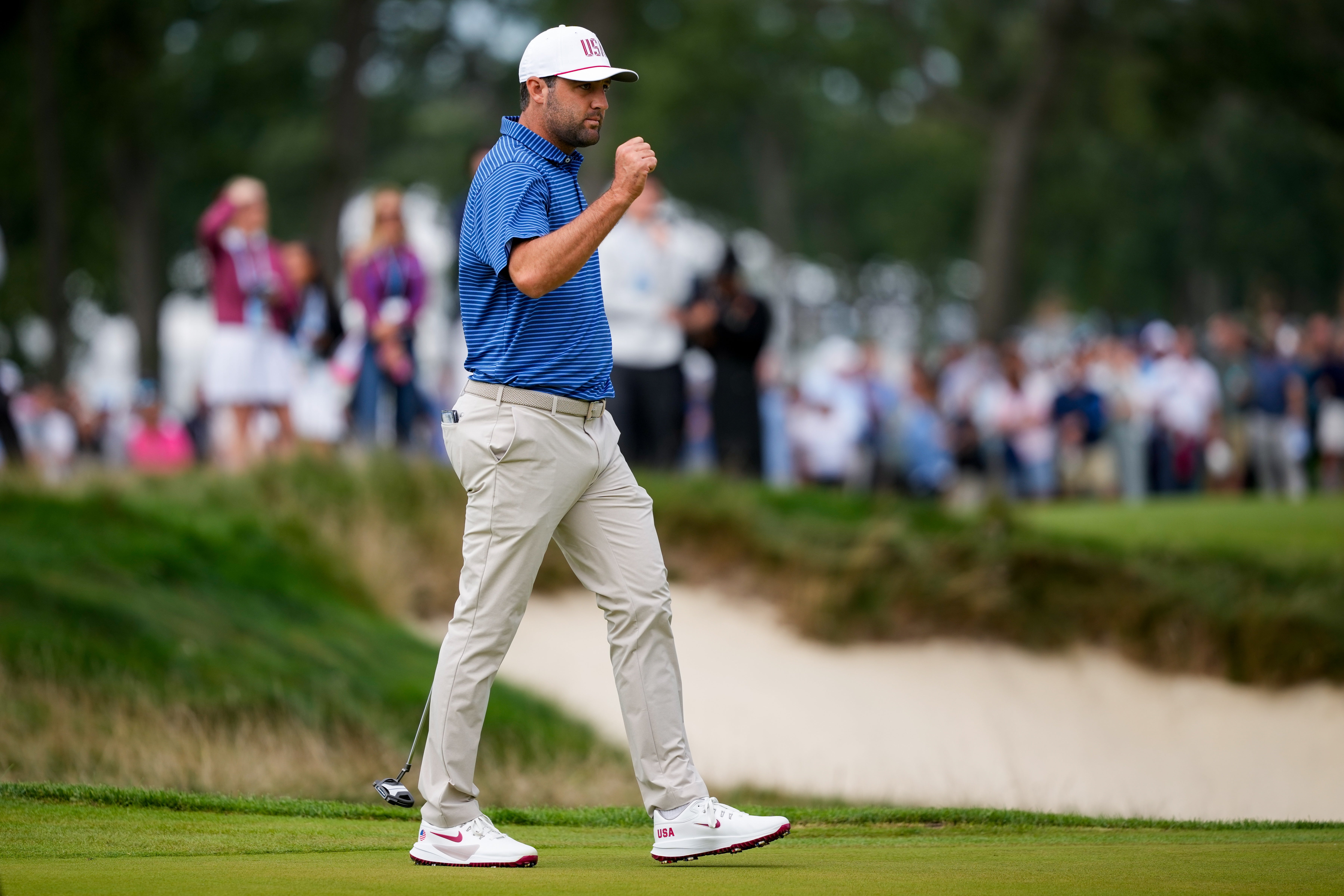 Scheffler y Burns por fin ganan juntos y dan a USA ventaja 3-2 en Presidents Cup