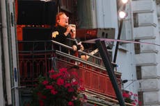 U2 vuelve a la escuela para dar un show donde todo comenzó hace 50 años