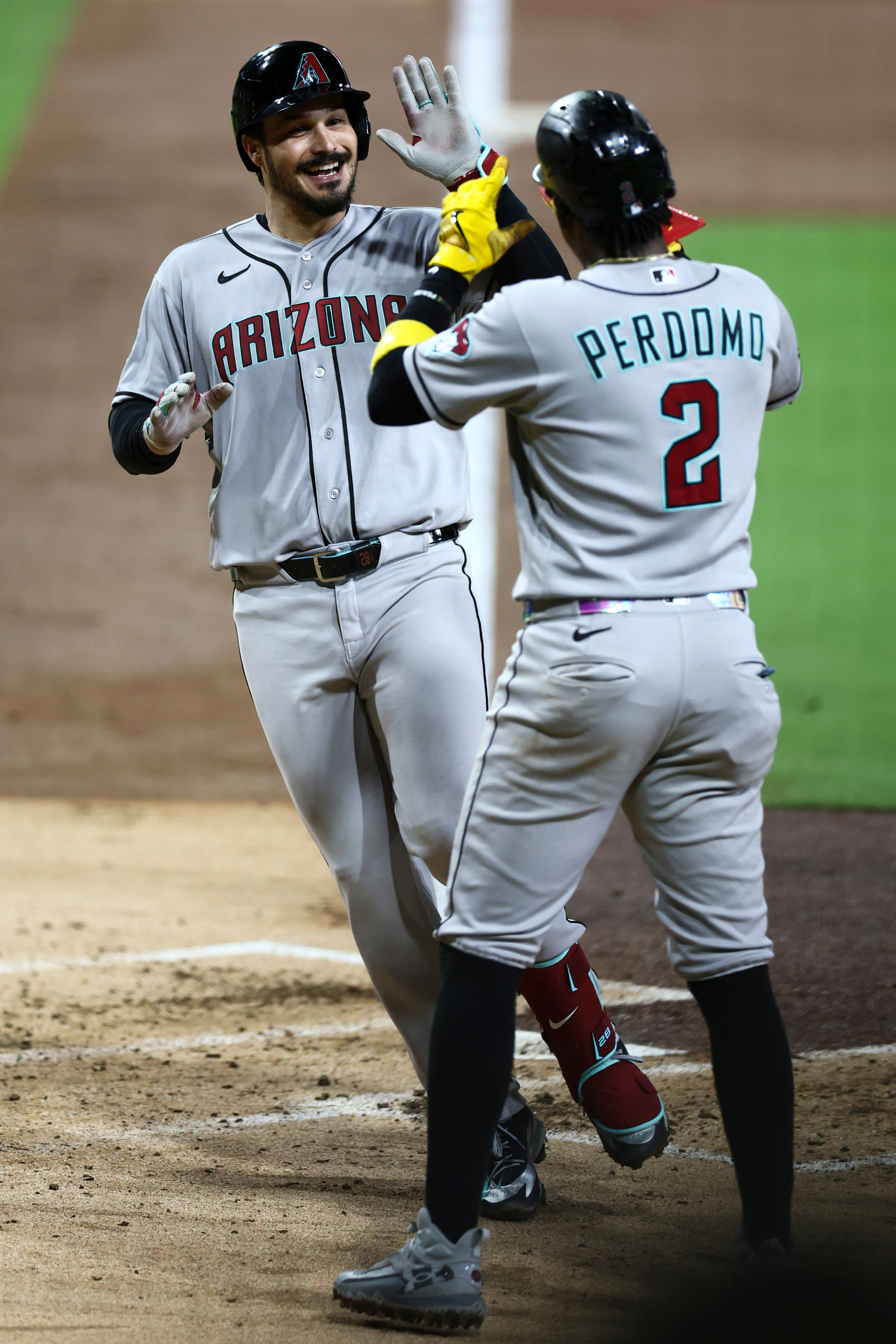 DIAMONDBACKS-PADRES