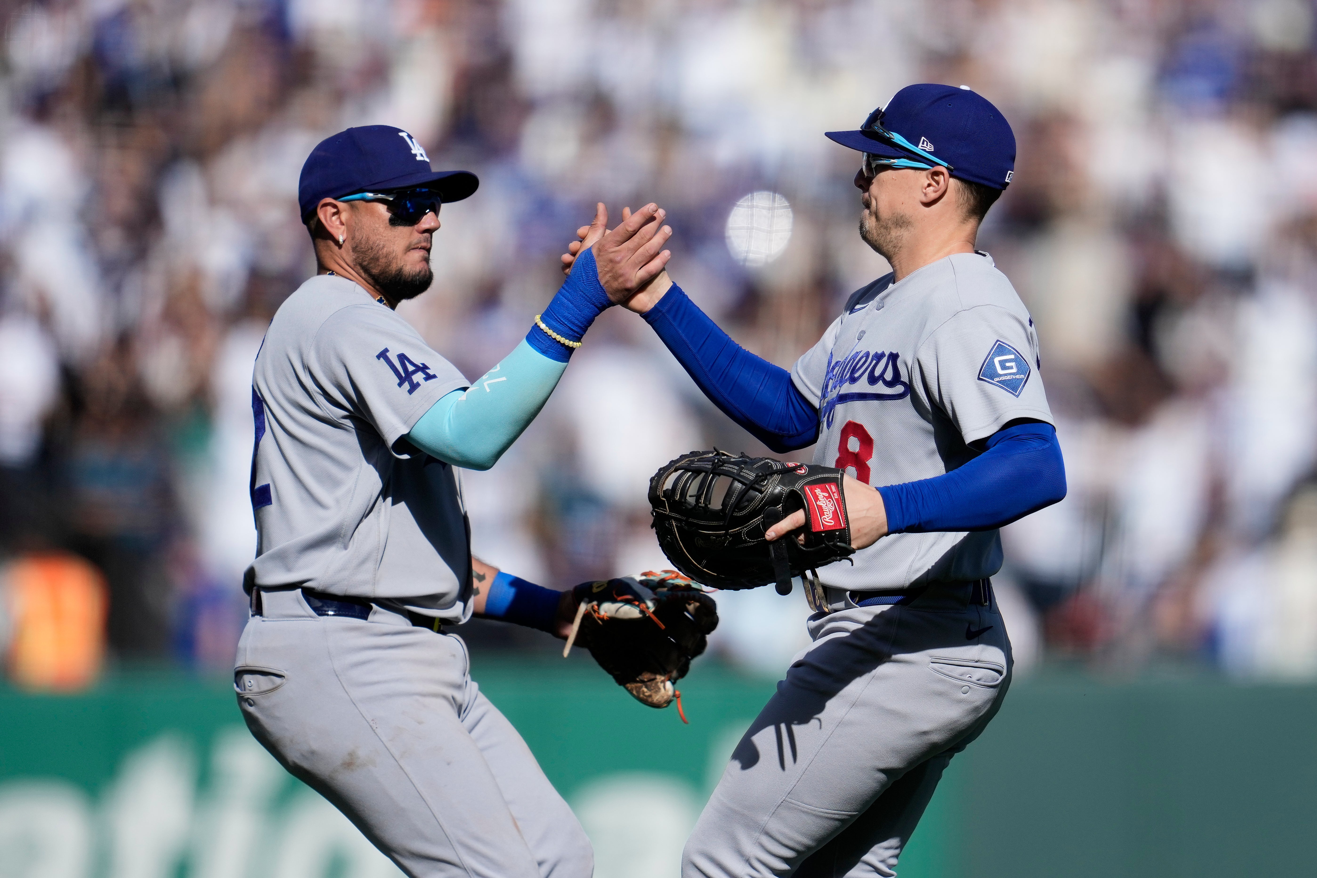 Kiké Hernández abre el 9no con jonrón de desempate y Dodgers vencen 4-3 a Gigantes