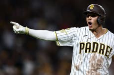 Padres vencen 10-7 a los Diamondbacks y aseguran la localía en la serie de comodines