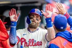 Los Filis vencen 7-3 a los Rays y aseguran el último comodín de la Liga Nacional