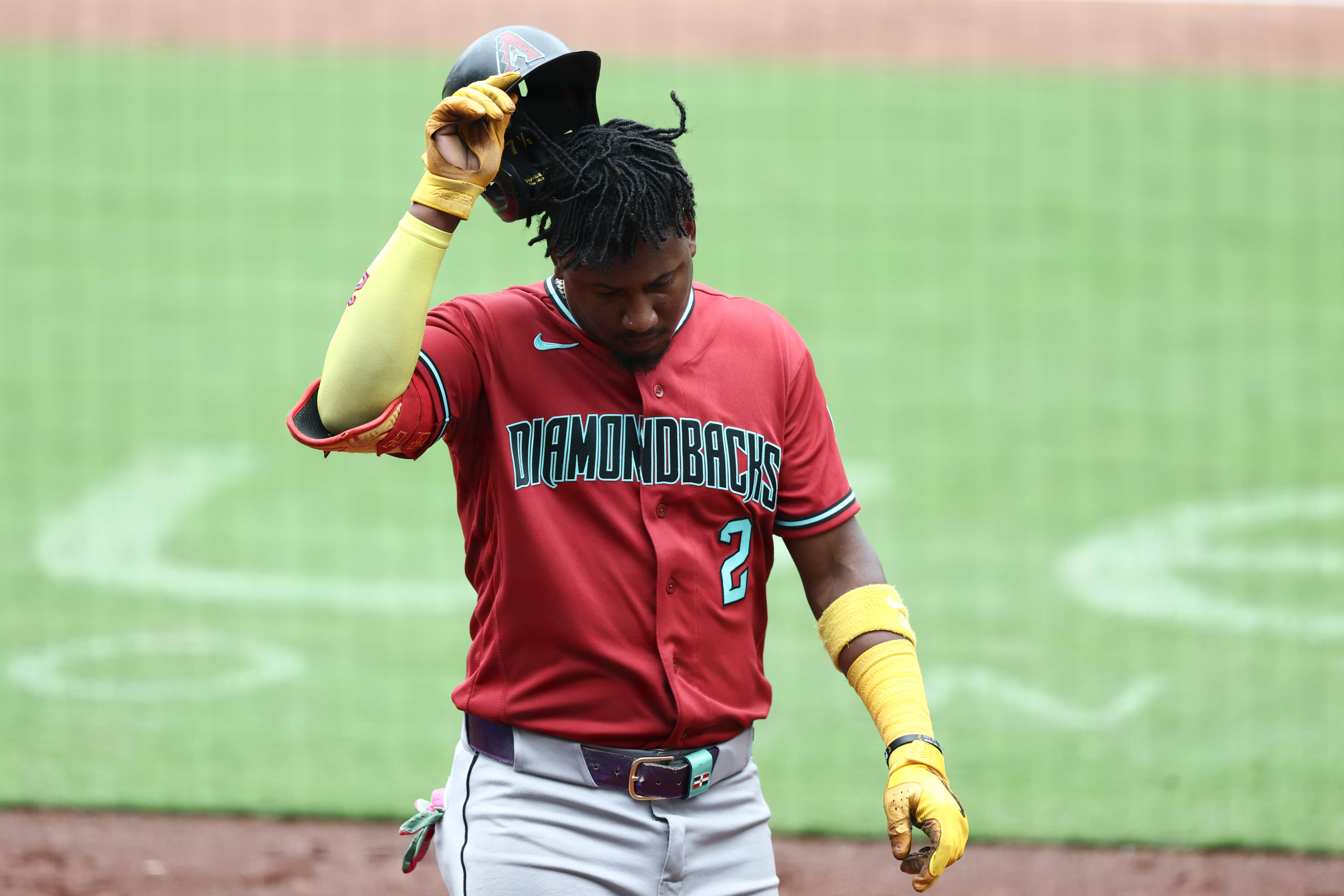 Diamondbacks se quedan sin playoffs el último día al perder 9-4 ante Padres tras pase de Filis