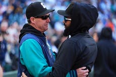 Dan Wilson no seguirá como mánager de los Marineros tras decepcionante temporada