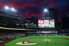 Los Padres esperan aprovechar la energía de su ruidosa afición al recibir a los Cachorros