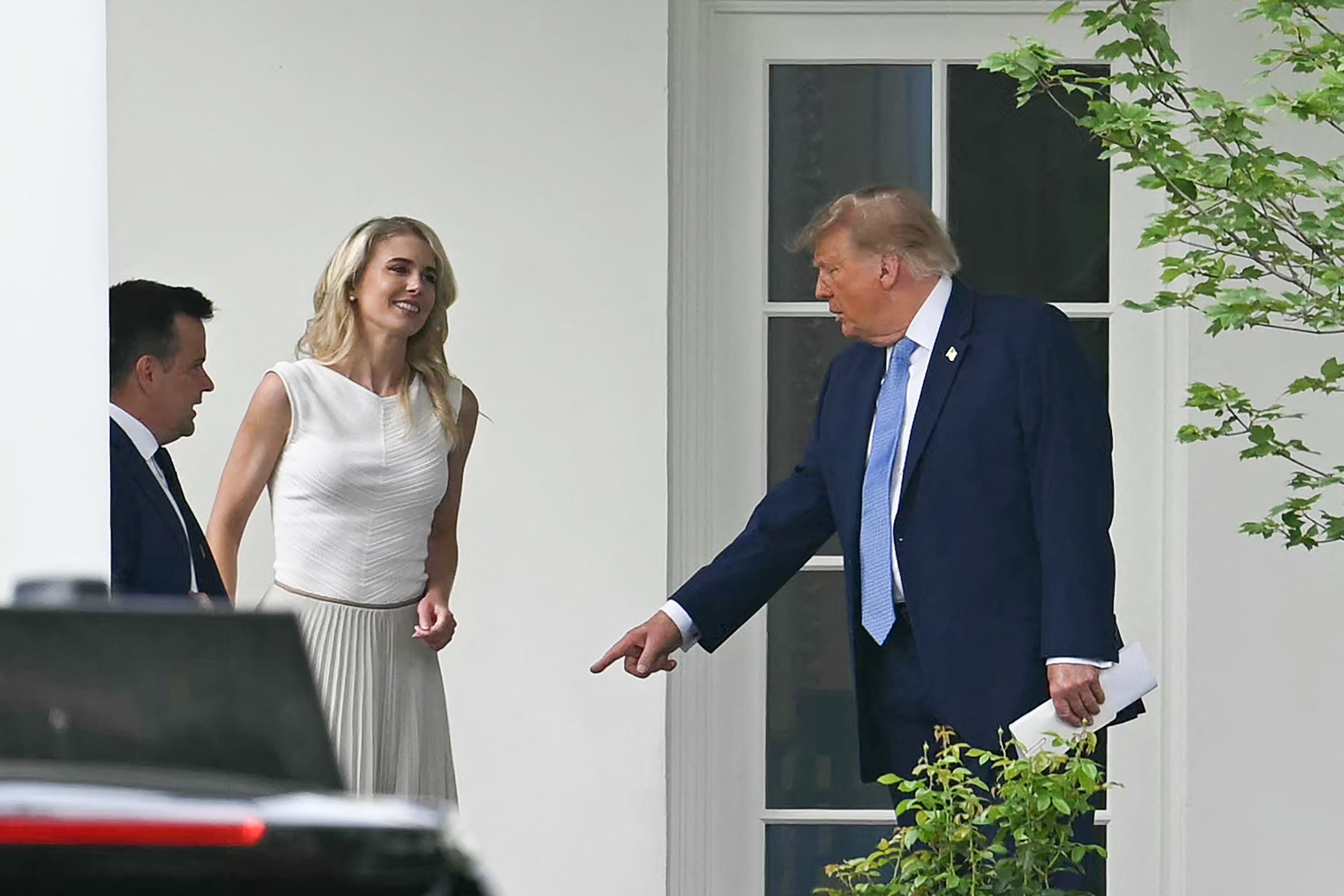 Preston Harp contó que su hermana menor comenzó a asistir a los sermones del pastor David Jeremiah, en California, cuando tenía unos 13 años y que posteriormente trabajó en la oficina de la iglesia