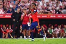 Yamal ayuda a España a ampliar su racha invicta; Gordon y Kane lideran triunfo de Inglaterra