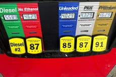 La inflación en EEUU se enfrió levemente el mes pasado pese a mayor gasto de consumidores